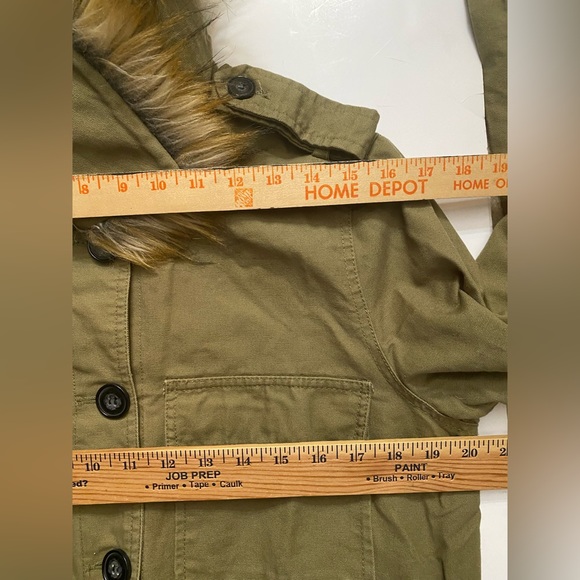 JustFab Utility Jacket With Faux Fur Collar Women’s size Large - Picture 5 of 16